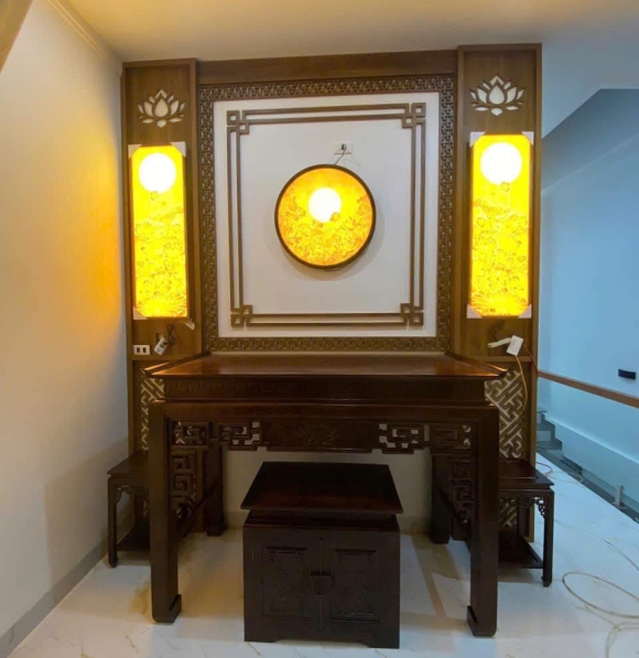 Bàn thờ gia tiên 